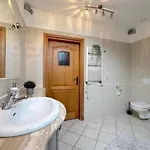Mickle - Charming Place, 15 Minutes To Old Town & 5 Minutes To Seaside Séjour chez l'habitant Gdańsk