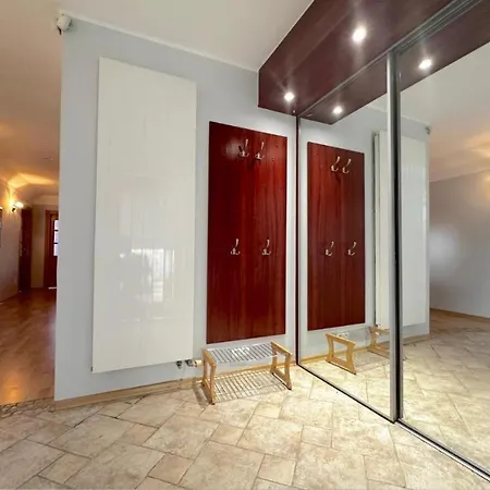 Homestay szállás Mickle - Charming Place, 15 Minutes To Old Town & 5 Minutes To Seaside *