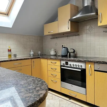 Ubytování v soukromí Mickle - Charming Place, 15 Minutes To Old Town & 5 Minutes To Seaside